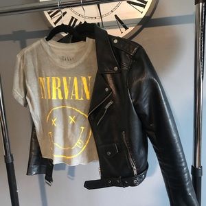 Cropped Nirvana T-shirt